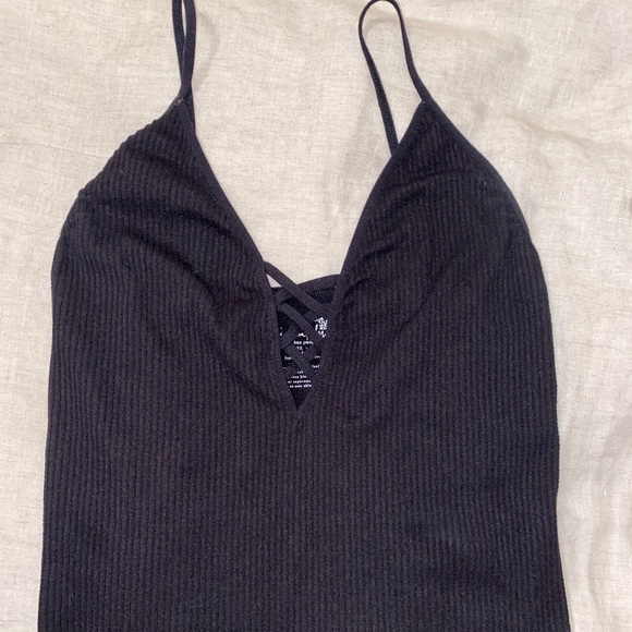 Free people black cross cross tank top - Picture 2 of 2
